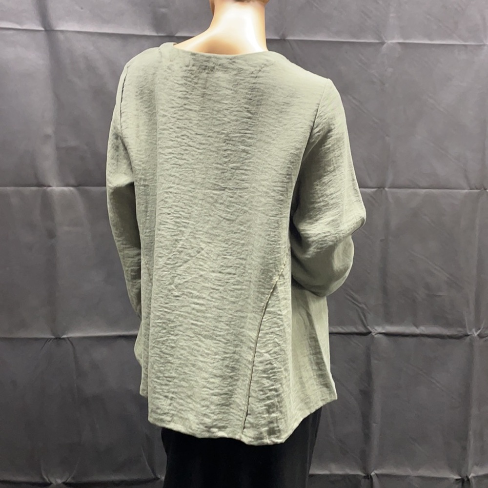 Lulu-B Green Comfy Flowy Blouse - Picture 5 of 8